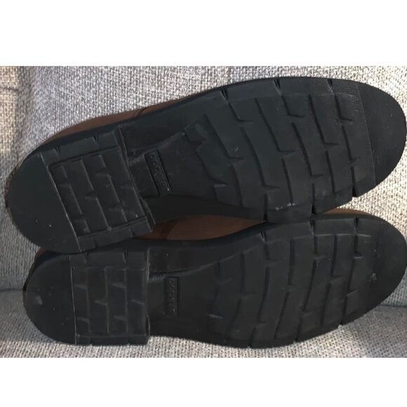 Dockers Men's Lace Up Oxford Brown Suede Leather Shoes (size 12M) 090-2908 - Picture 4 of 5